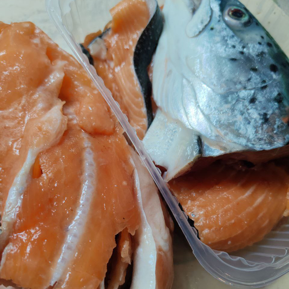 Нежный рыбный суп с лососем: простой и полезный рецепт