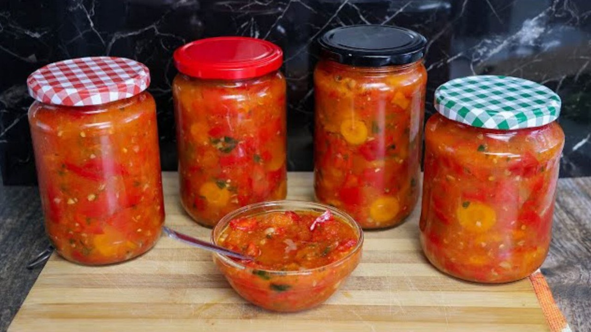 Зимний салат на каждый день: как приготовить полезную закуску на зиму