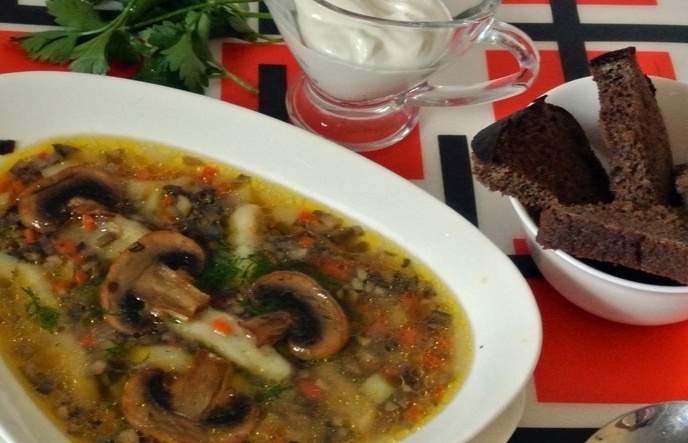 Грибной суп с клёцками