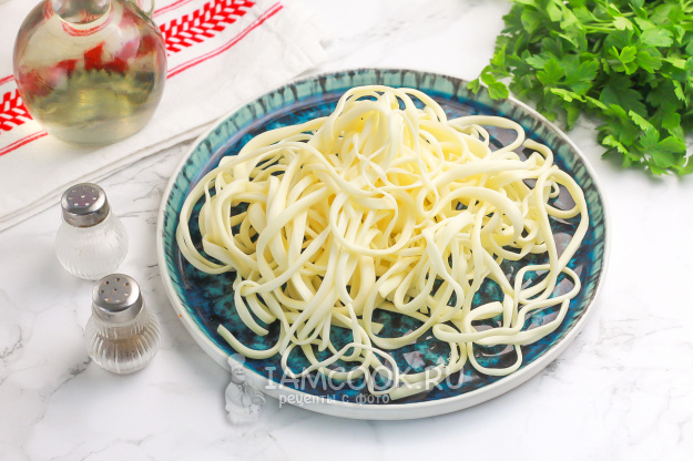 Как приготовить сырную лепешку за 10 минут для уютного вечера