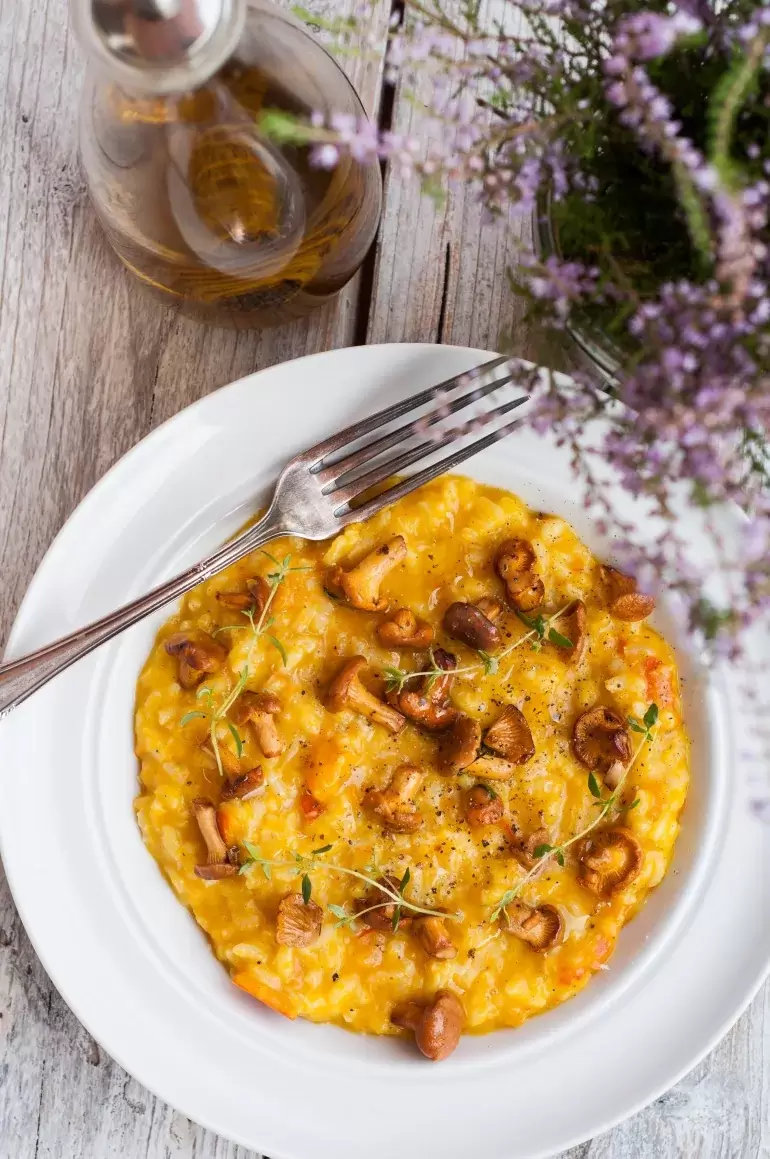 Ризотто с тыквой и лисичками: осенний кулинарный шедевр