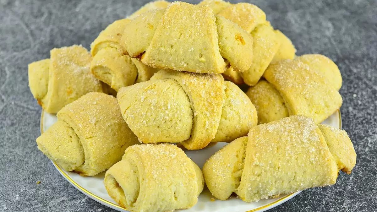 Нежные рогалики с запеченной тыквой для тепла и уюта