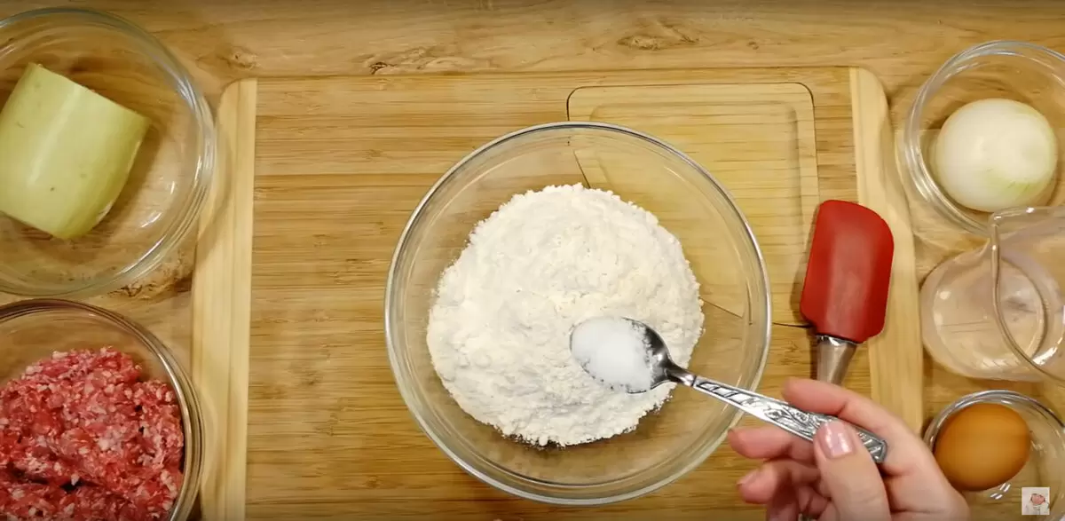 Создайте идеальные слоеные лепешки на сковороде