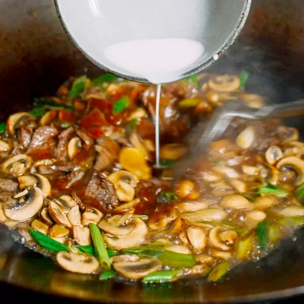 Кукурузный крахмал в китайской кухне: секреты и хитрости использования