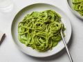 Паста с песто: кулинарная гармония, которая покоряет мир