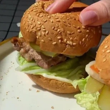 Вкусные бургерные шедевры со свининой