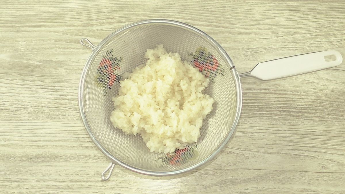 Нежные творожные биточки с рисом к чаю: простой рецепт