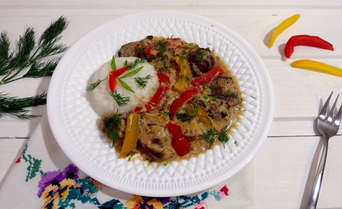 Куриная печень с овощами: быстрый и полезный ужин за 30 минут